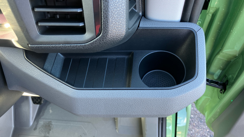 Volkswagen Crafter Cr35 Mwb Diesel Fwd 2.0 TDI 140PS Commerce Plus High Roof Van